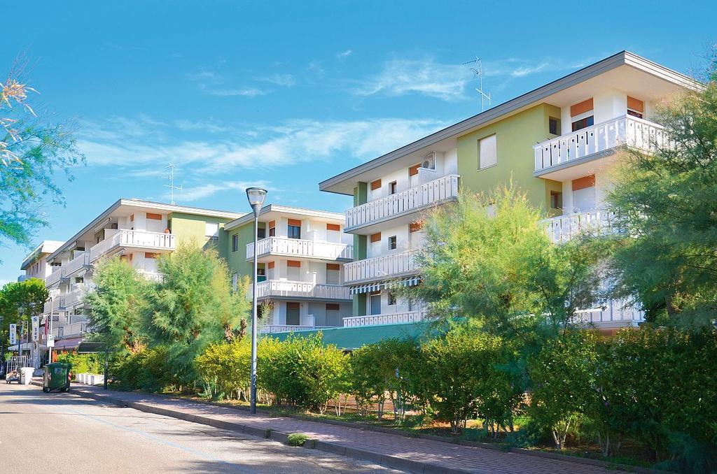 Appartamenti Diana Est บิบิโอเน ภายนอก รูปภาพ